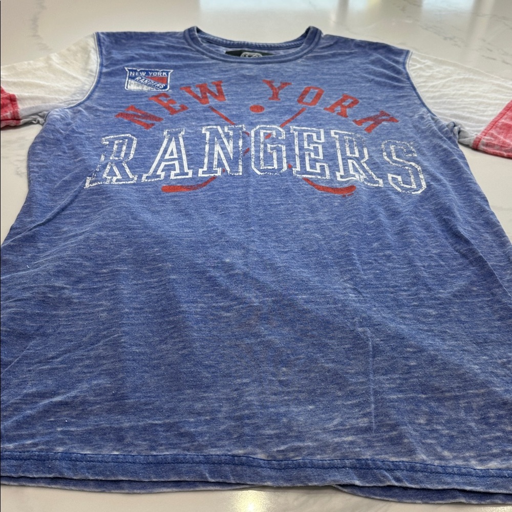 NHL NY RANGERS DISTRESSED GRAPHIC HOCKEY T-SHIRT LONG SLEEVE SHIRT RED WHITE BLU - Picture 2 of 12